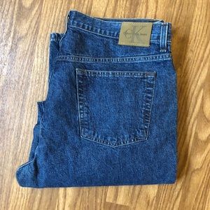Vintage Calvin Klein High Waisted Mom Jeans • 16